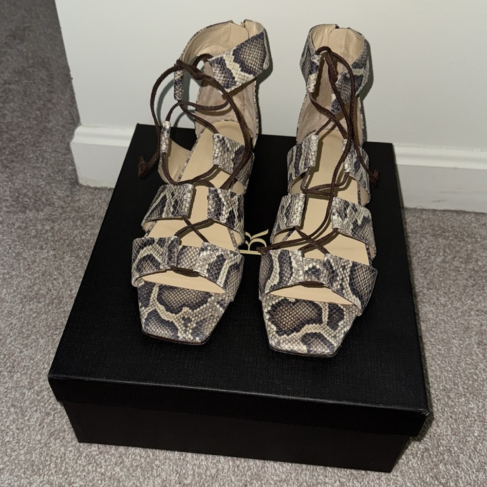 Banana Republic Snakeskin Lace Up Sandals